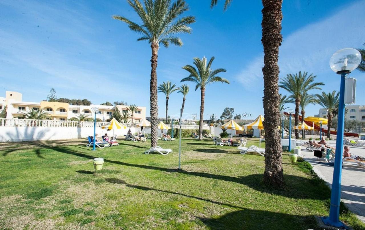 Riviera Hotel - Family Only Port El Kantaoui Buitenkant foto