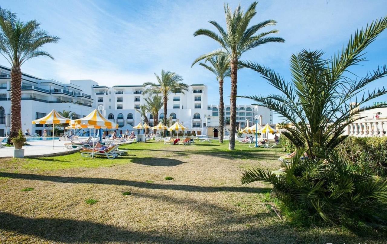 Riviera Hotel - Family Only Port El Kantaoui Buitenkant foto
