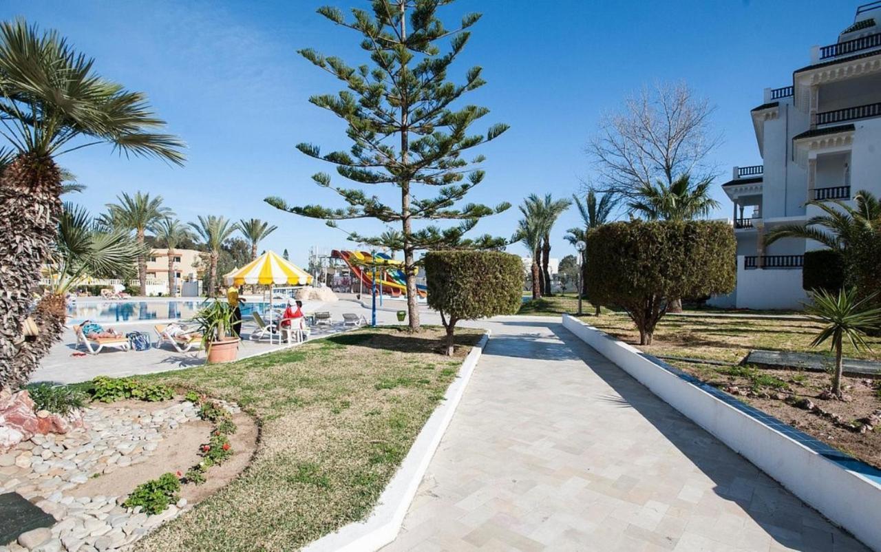 Riviera Hotel - Family Only Port El Kantaoui Buitenkant foto