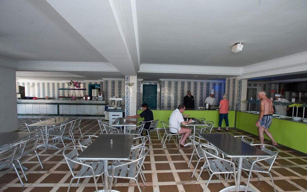 Riviera Hotel - Family Only Port El Kantaoui Buitenkant foto