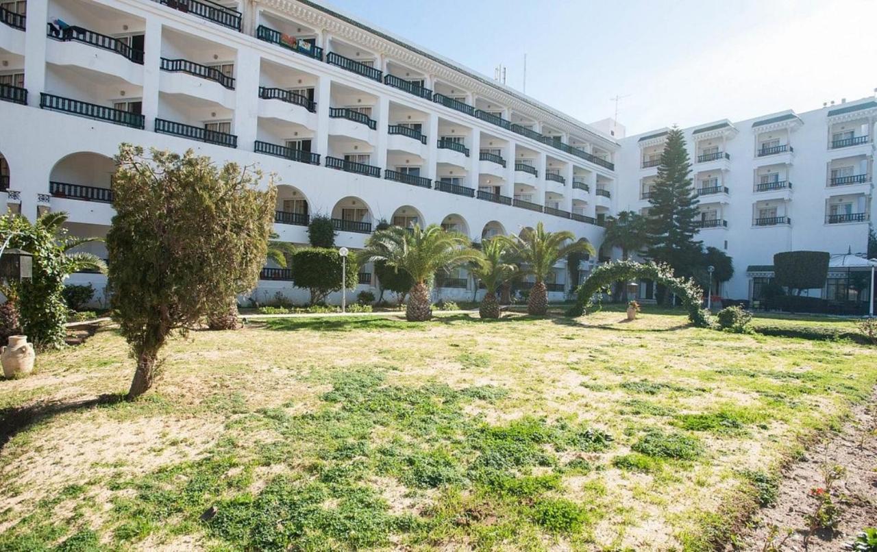 Riviera Hotel - Family Only Port El Kantaoui Buitenkant foto
